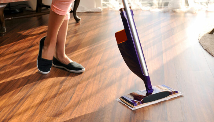 Regime to clean wooden floors