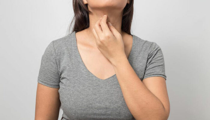 Simple Ways to Tighten Your Loose Neck Skin