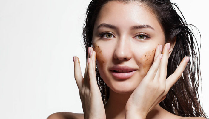 The Importance of Using Exfoliating Face Scrubs Regularly