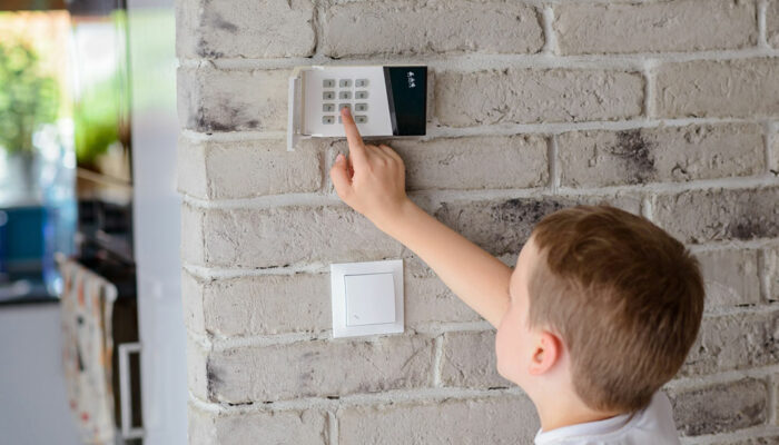 Things to know before buying a home security system