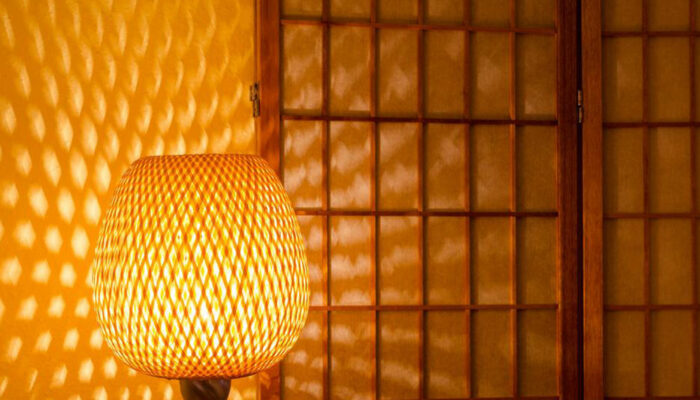 Tips for choosing the right lampshade for your room