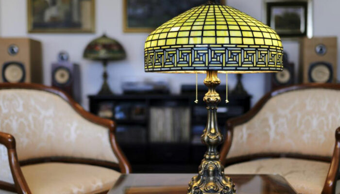 Tips for using table lamps in your living room