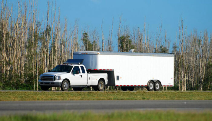 Why getting insurance for commercial trucks is critical