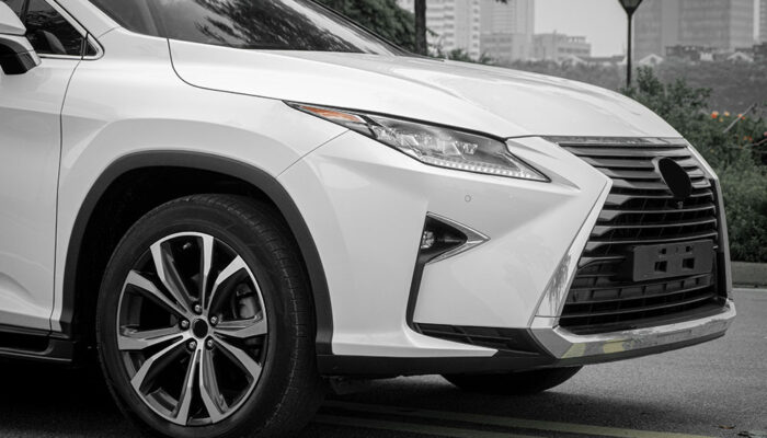 An Overview of the Classic Lexus NX 200t and Its Top Features