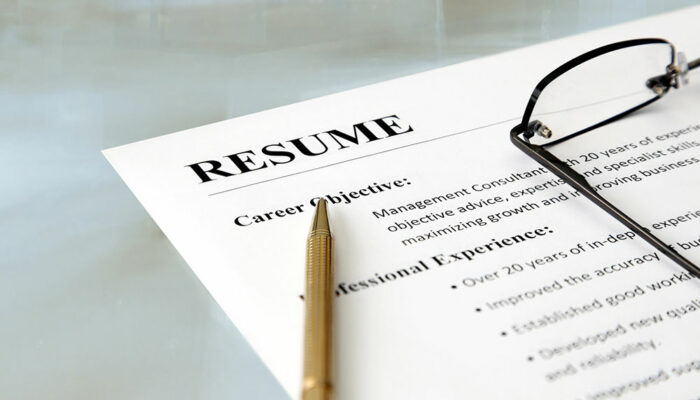 Factors to Consider While Selecting a Resume Writing Service Provider