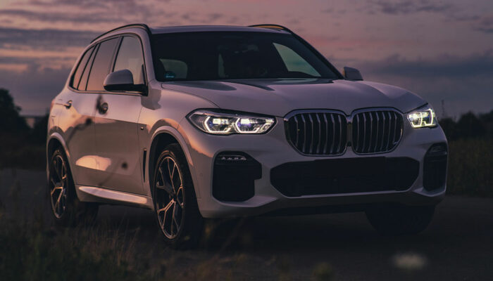 Highlighting Features of the Luxurious BMW X3 M