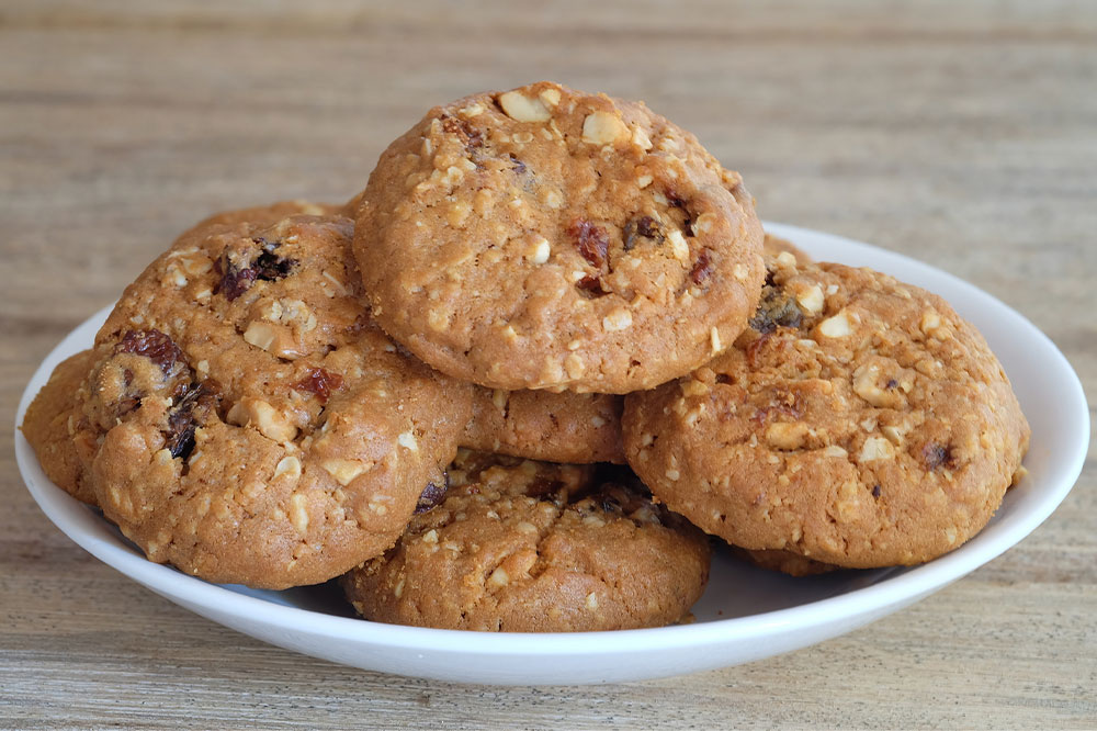 Simple Recipes of Oatmeal Raisin Cookies