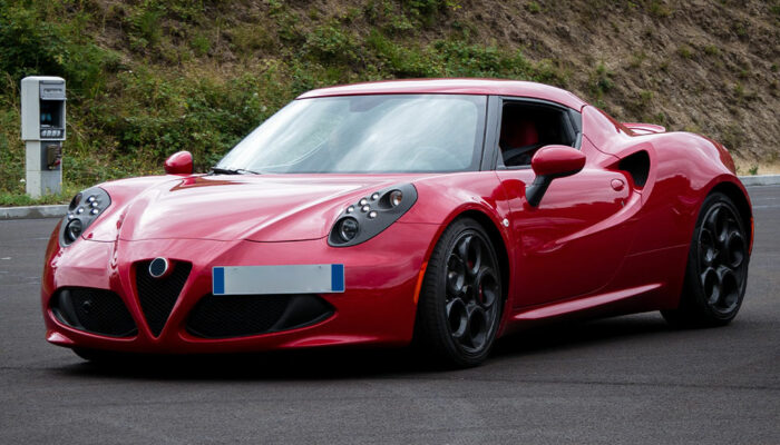 Key Reasons Why We Adore the Alfa Romeo 4C