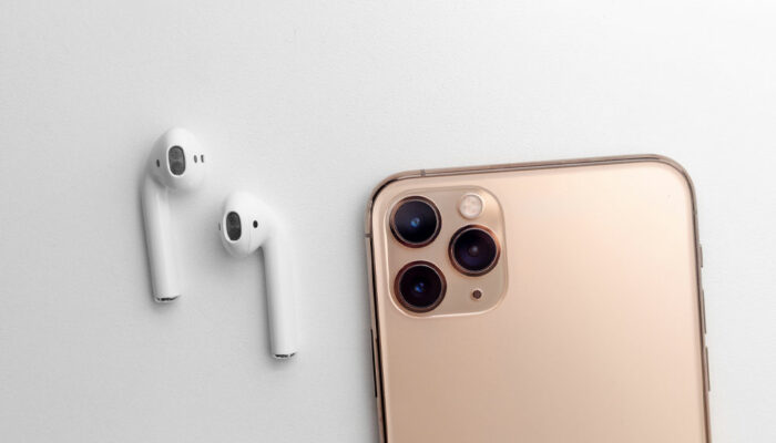 Unmissable Cyber Monday Deals on Apple AirPods