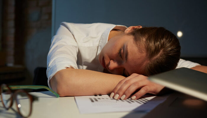 Understanding Idiopathic Hypersomnia, Its Causes, and Management