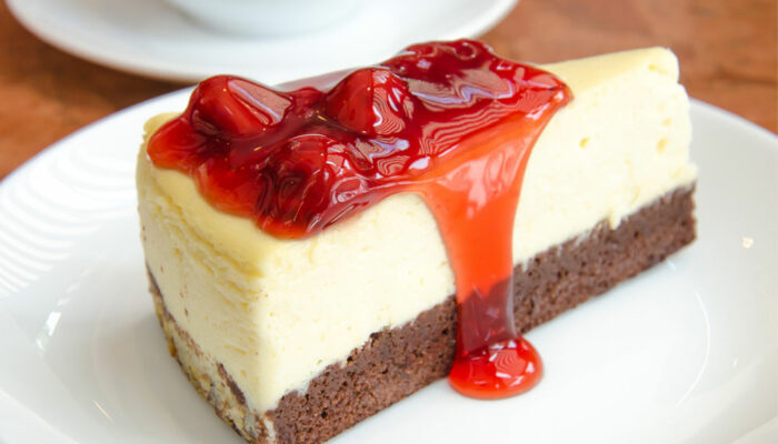 Follow These Steps to Make the Perfect Cheesecake