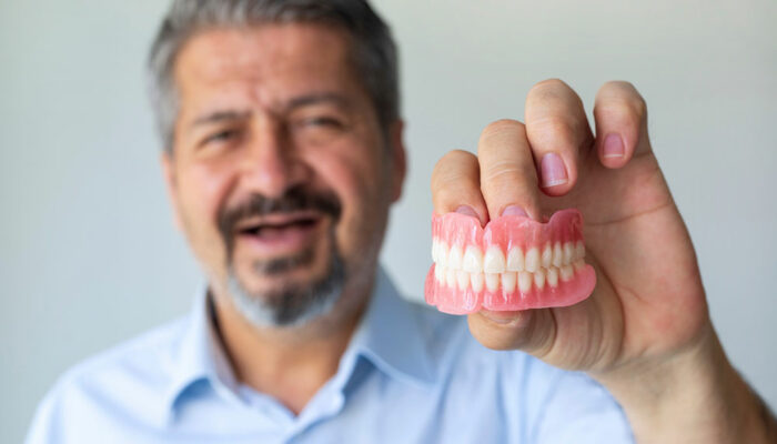 Snap-In Dentures &#8211; Procedure, Benefits, Cost, and Tips