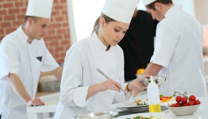 7 Things to Know When Applying for a Culinary School