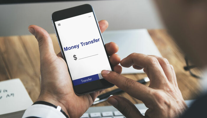 Online Money Transfer &#8211; Benefits and Things to Consider