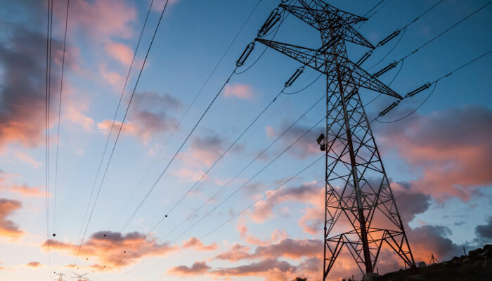 8 Tips for Choosing a Reliable Electricity Provider