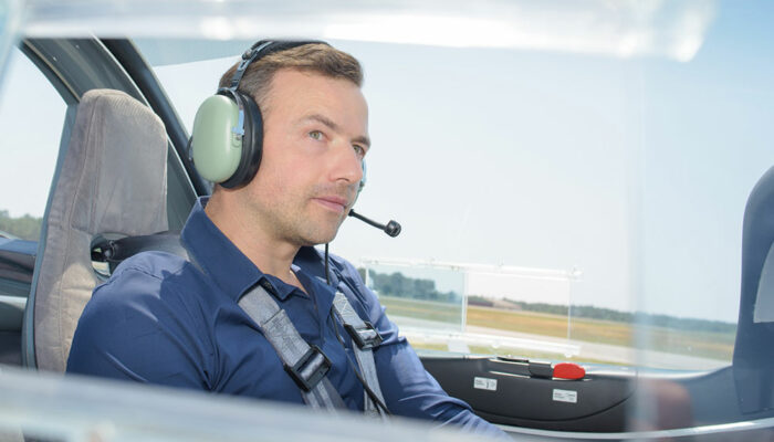 Types of Pilot Training Courses and Tips to Choose