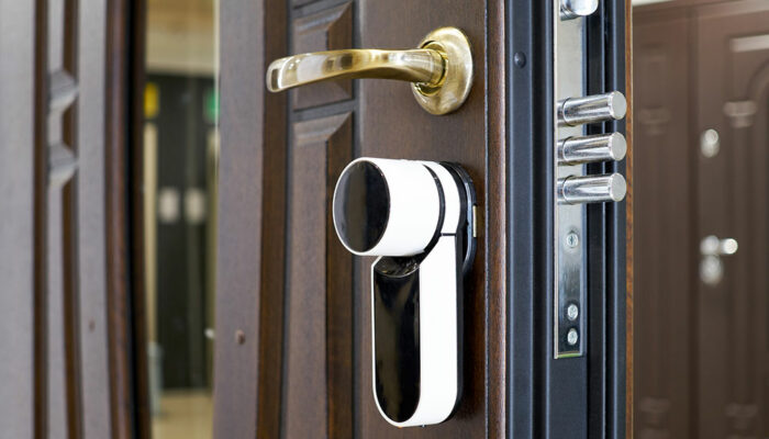 6 Types of Keyless Entry Systems for Small Businesses