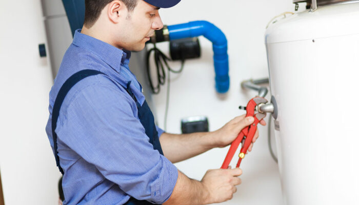 6 Tips to Find the Right 24-Hour Water Heater Repair Service