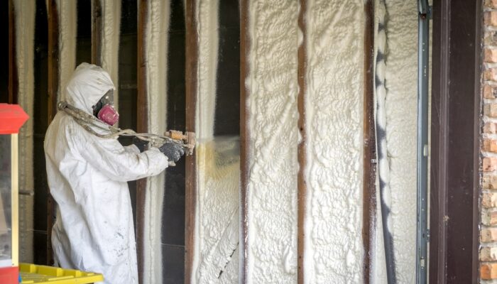 Maximizing Energy Efficiency in the UK: The Benefits of Spray Foam Insulation