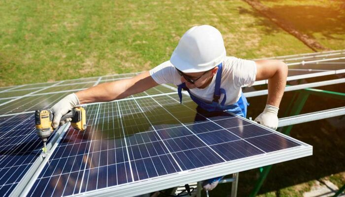 Solar Panel Installation &#8211; Costs, Eligibility, and Grants